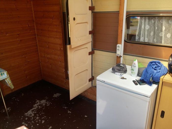 campsite tent entering